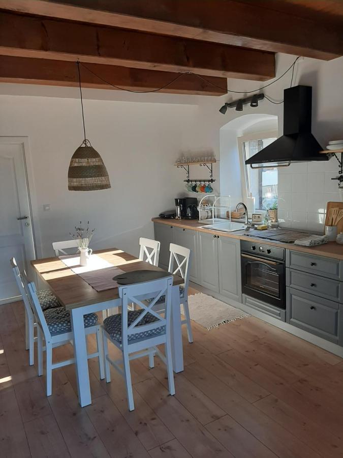 Casa Nonna Tereza Lägenhet Premantura Exteriör bild
