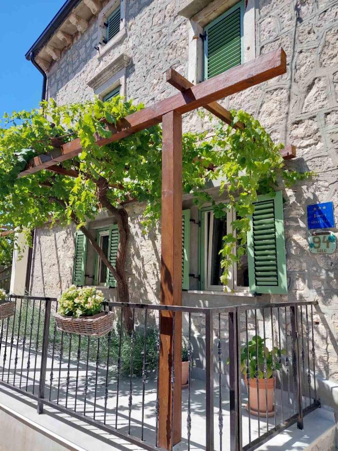 Casa Nonna Tereza Lägenhet Premantura Exteriör bild